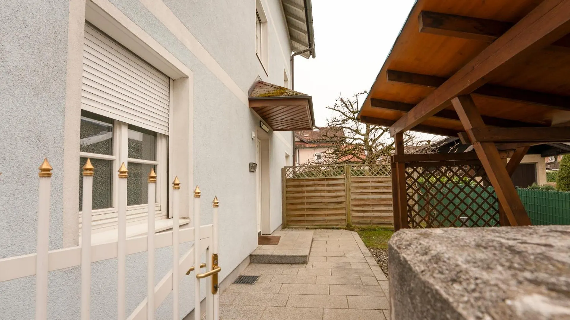 Holiday Apartments By Das Gruene Hotel Zur Post - 100 % Bio & Villa Ceconi Salzburg Austria