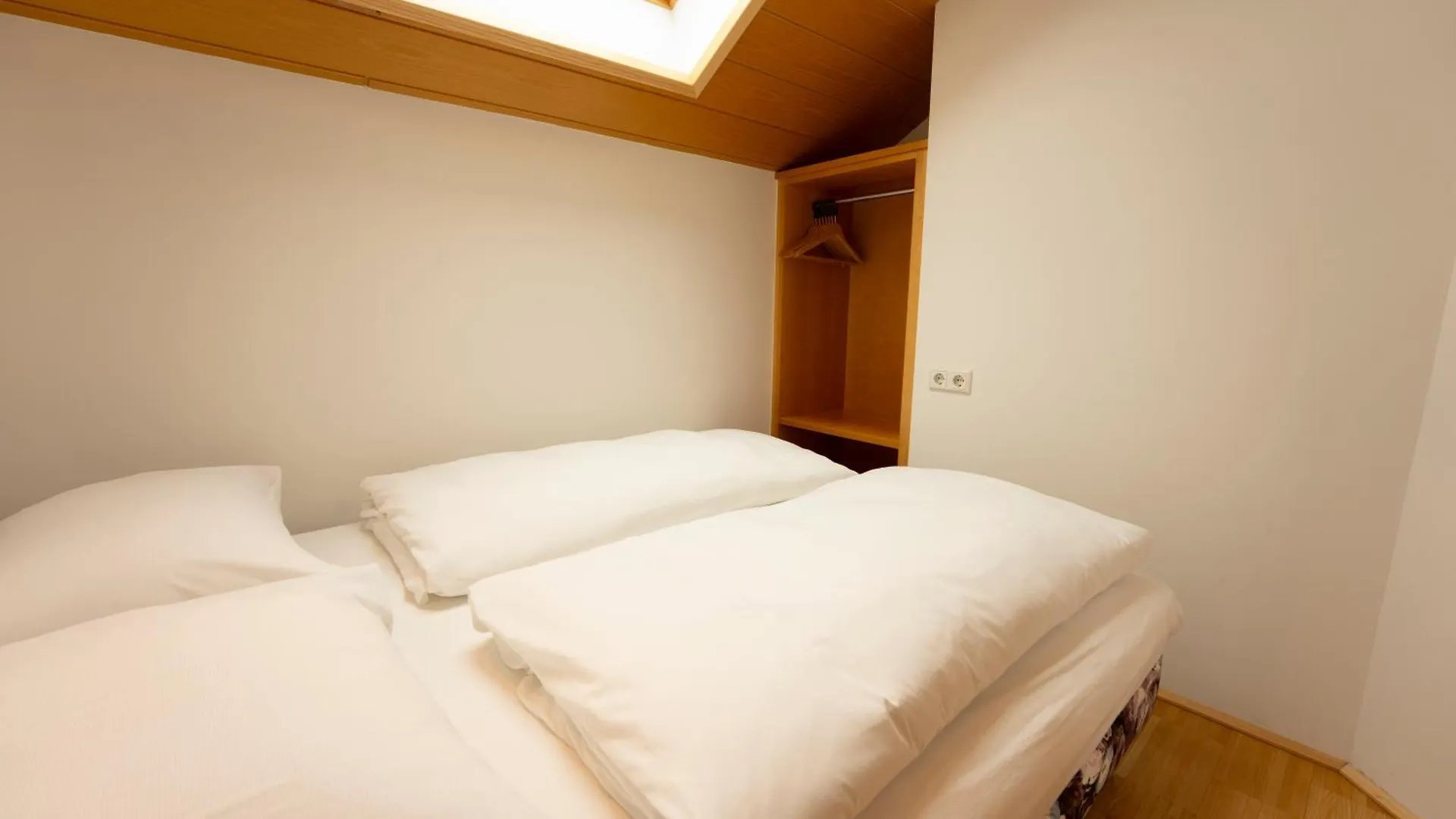 Holiday Apartments By Das Gruene Hotel Zur Post - 100 % Bio & Villa Ceconi Salzburg