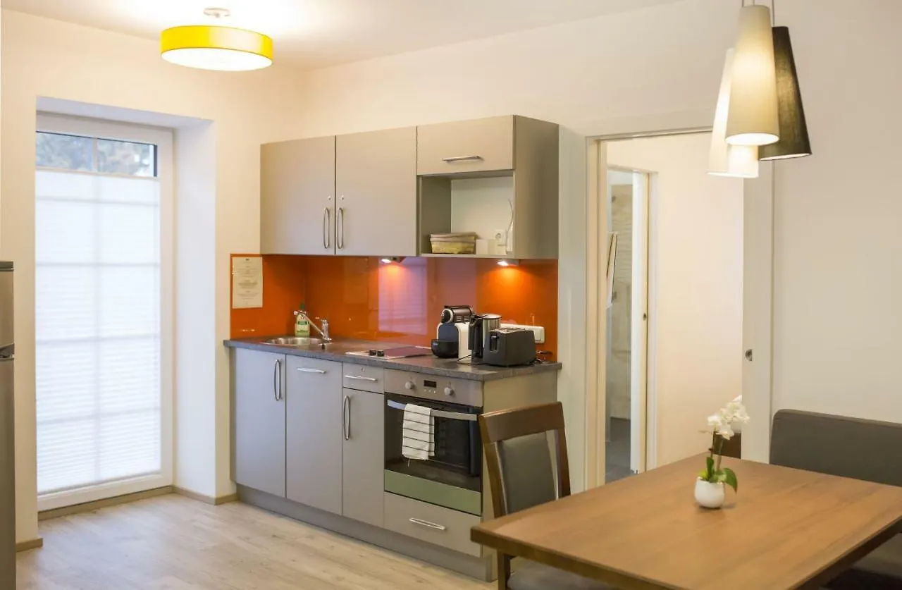 Holiday Apartments By Das Gruene Hotel Zur Post - 100 % Bio & Villa Ceconi سالزبورغ