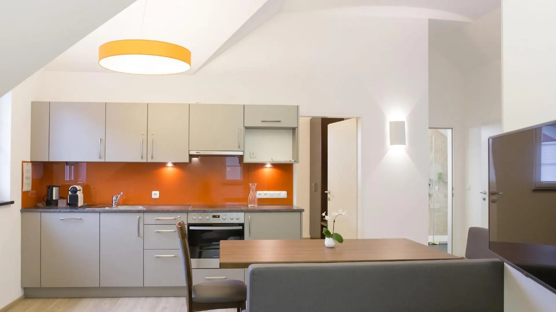 Holiday Apartments By Das Gruene Hotel Zur Post - 100 % Bio & Villa Ceconi سالزبورغ