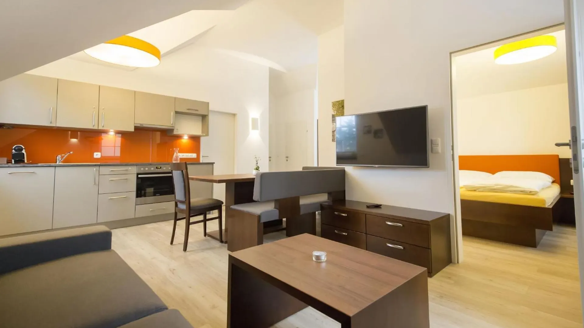 Holiday Apartments By Das Gruene Hotel Zur Post - 100 % Bio & Villa Ceconi سالزبورغ