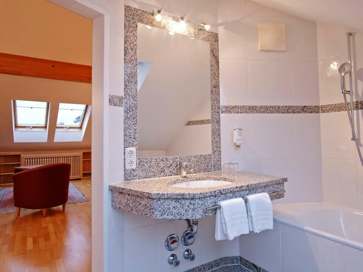 Holiday Apartments By Das Gruene Hotel Zur Post - 100 % Bio & Villa Ceconi سالزبورغ النمسا